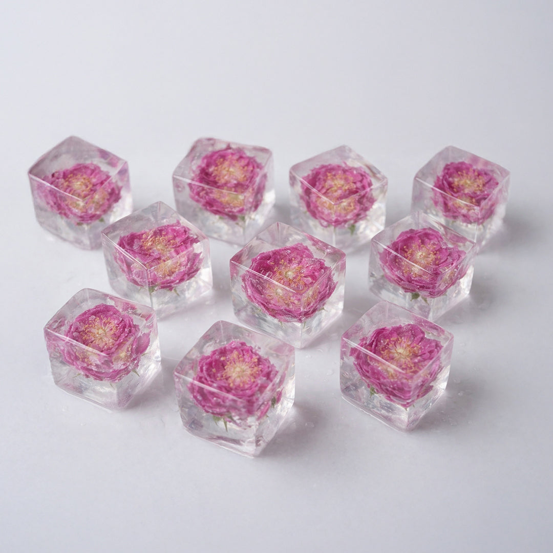 The Love Story Starter Combo: 15 Mixed Rose Infused Cubes and 5 True Cubes Pack
